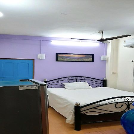 Dden Vennell BnB -Metro Access- Calcutta  Esterno foto