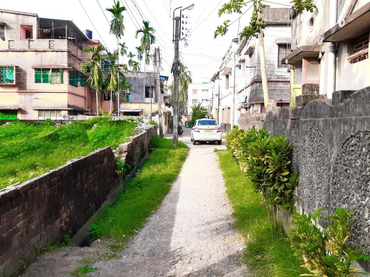 Dden Vennell BnB -Metro Access- Calcutta  Esterno foto