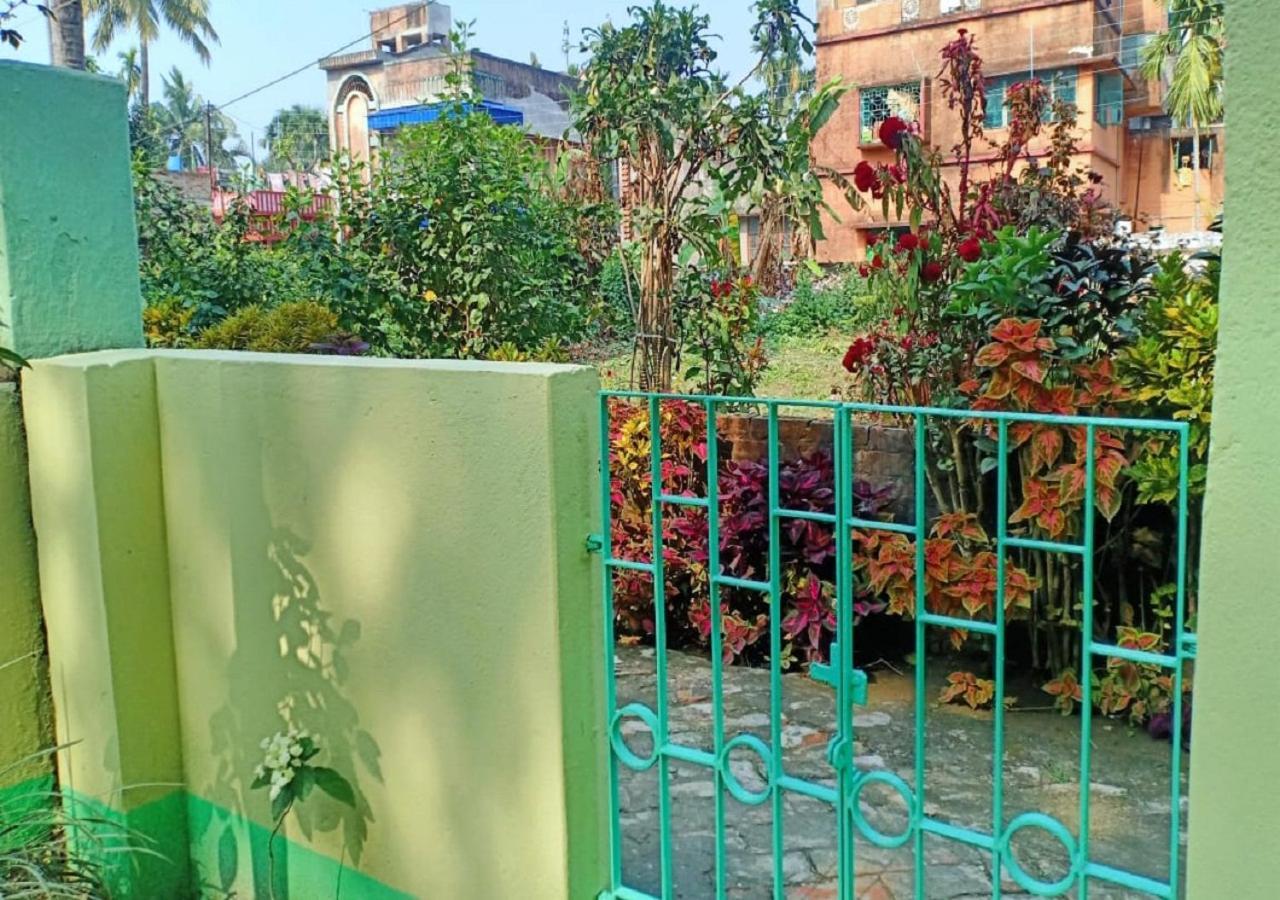 Dden Vennell BnB -Metro Access- Calcutta  Esterno foto