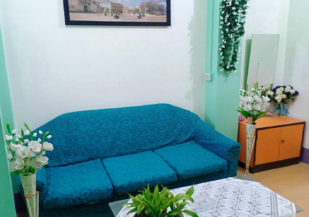Dden Vennell BnB -Metro Access- Calcutta  Esterno foto